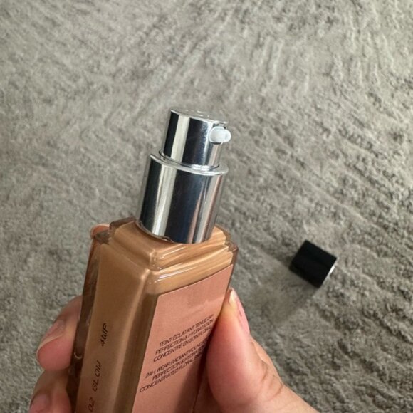 Sold Dior Forever Skin Glow Radiant Foundation Shade 4WP Warm Peach | NEW - Picture 8 of 9